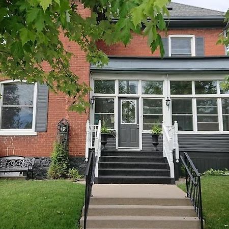 Colborne Bed And Breakfast Годерич Экстерьер фото